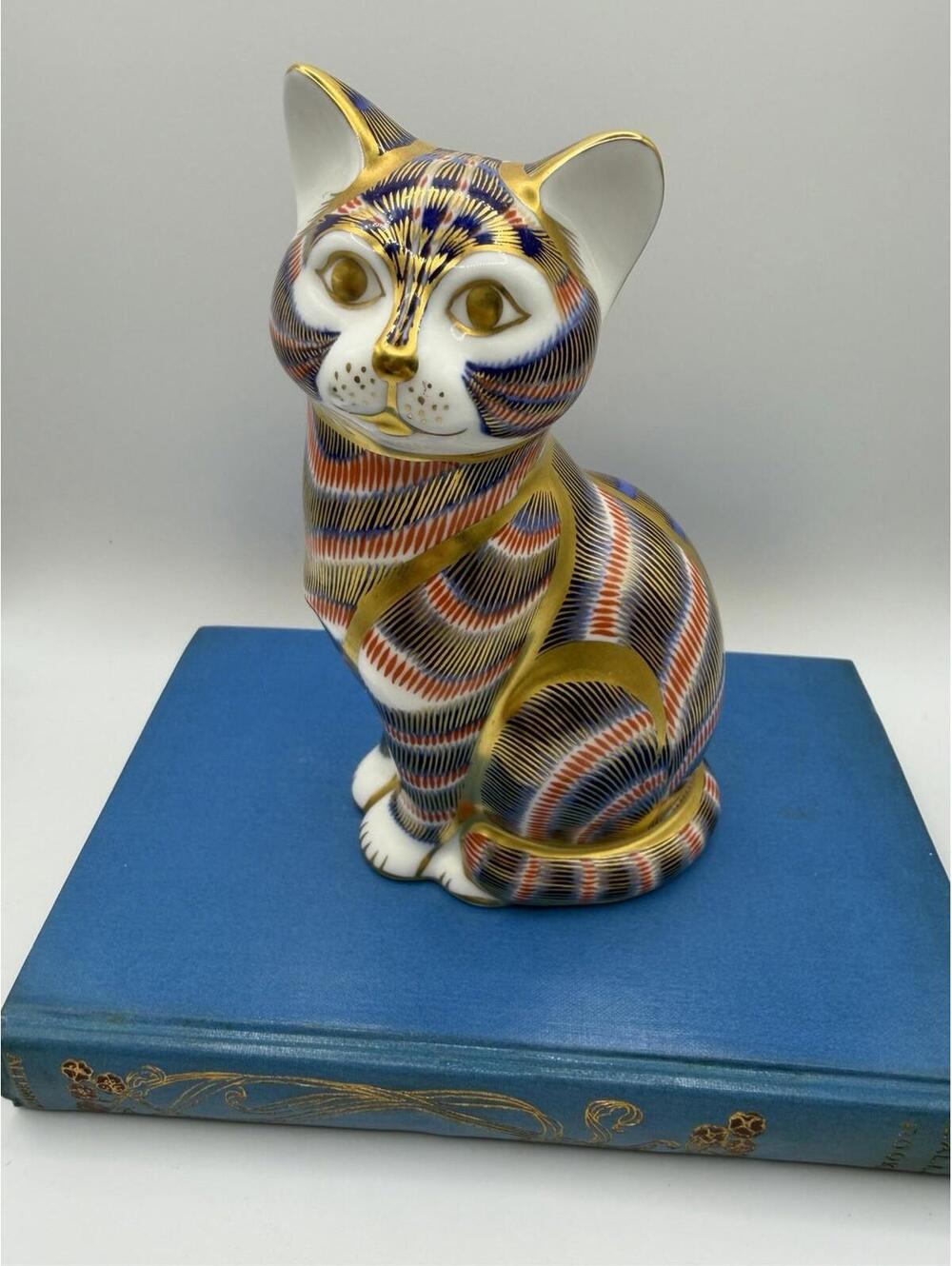 Vtg  Royal Crown Derby English China Cat 5” Excellent Condition